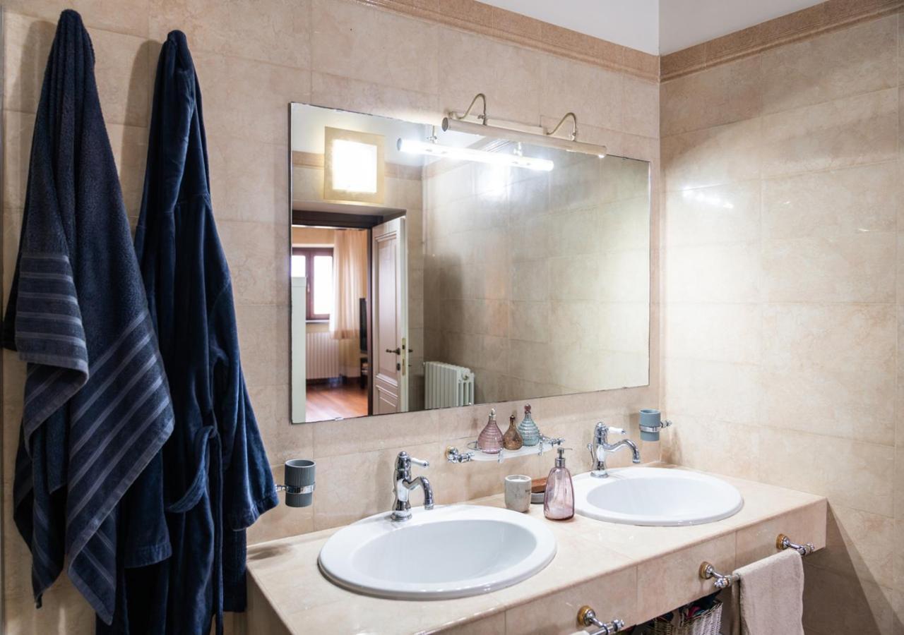 Apartamento La Terrazza Sul Verde, Vista Mozzafiato In Pieno Centro Todi Exterior foto