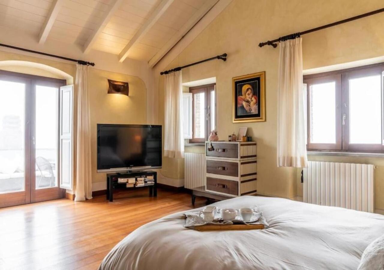 Apartamento La Terrazza Sul Verde, Vista Mozzafiato In Pieno Centro Todi Exterior foto